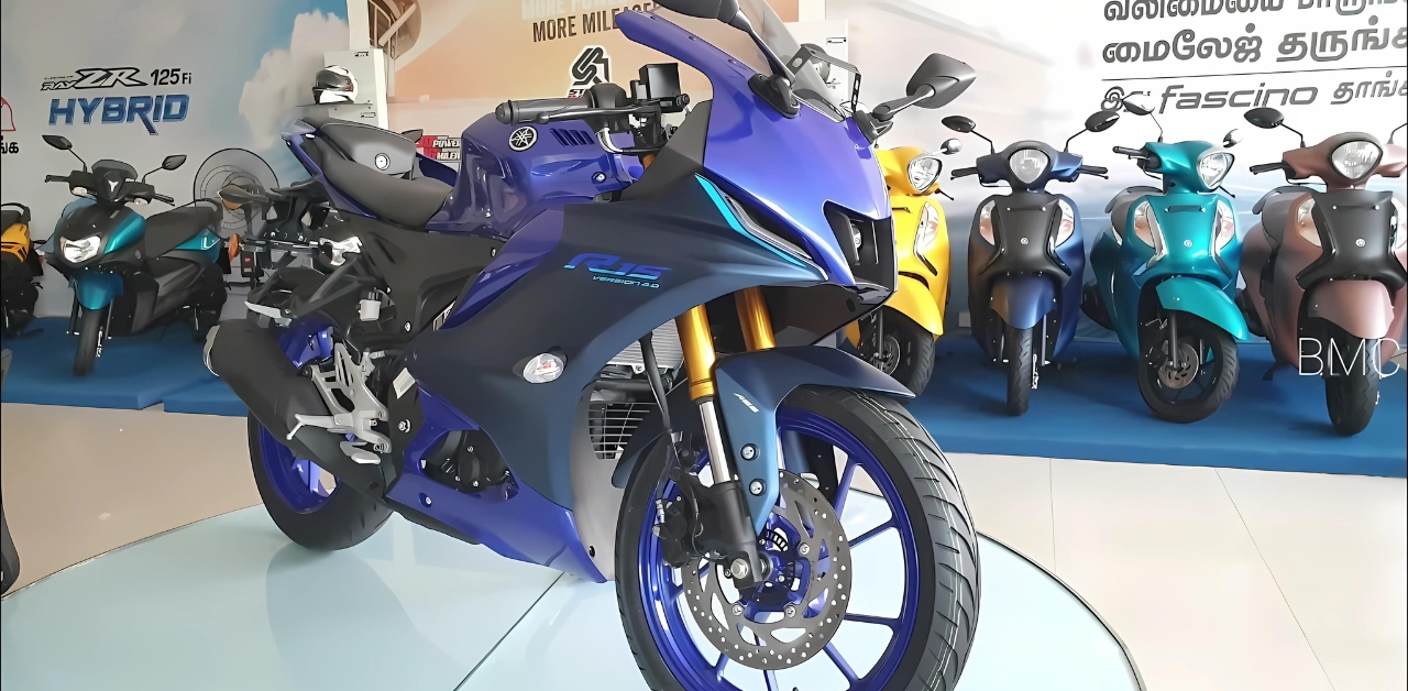 Yamaha R15 V4